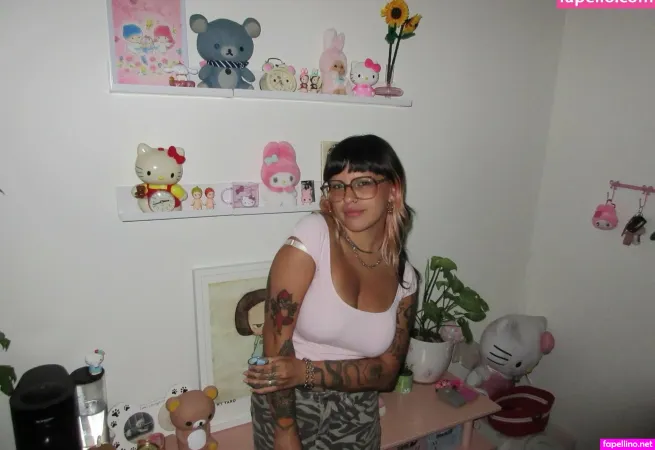 Cowgirllaura OnlyFans Thumbnail #iGj4YnaUe0