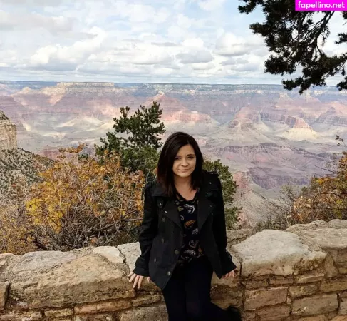 Cowtail OnlyFans Thumbnail #RkAStMiF9b