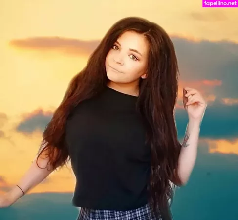 Cowtail OnlyFans Thumbnail #mah1uvfsk4