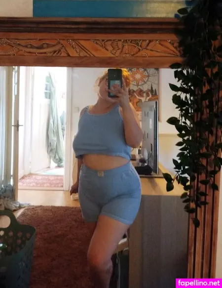 Cozycurvesxo OnlyFans Thumbnail #ZidfXlruRd