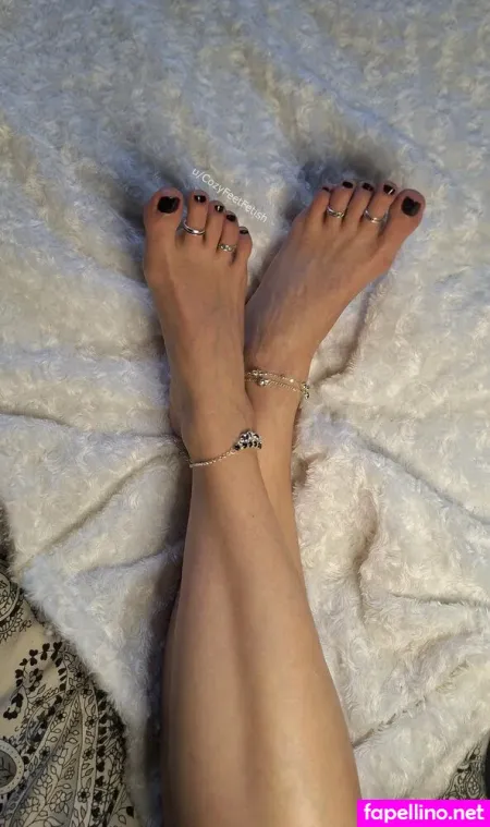 Cozyfeetfetish OnlyFans Thumbnail #BwNLj29JVt