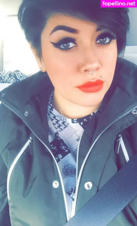 Cptpartytits OnlyFans Thumbnail #evf1PvtIl7