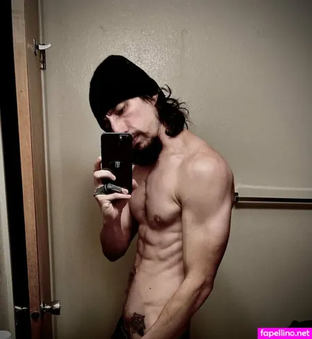 Cr6wdaddy OnlyFans Thumbnail #OFlVP2TOpO