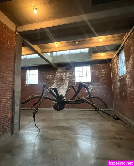 Craftingwithcoco OnlyFans Thumbnail #0zzNdJQoDv