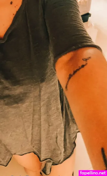 Crazy Cat Lady OnlyFans Thumbnail #8LPgHZhR8x