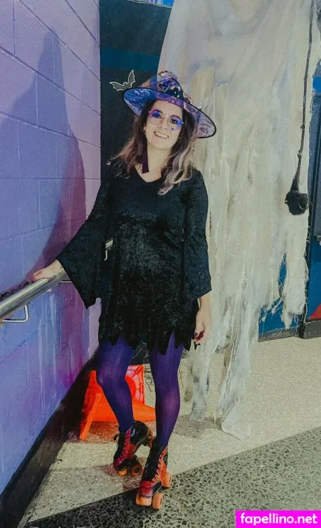 Crazy Cat Lady OnlyFans Thumbnail #lXCuNBE6k4