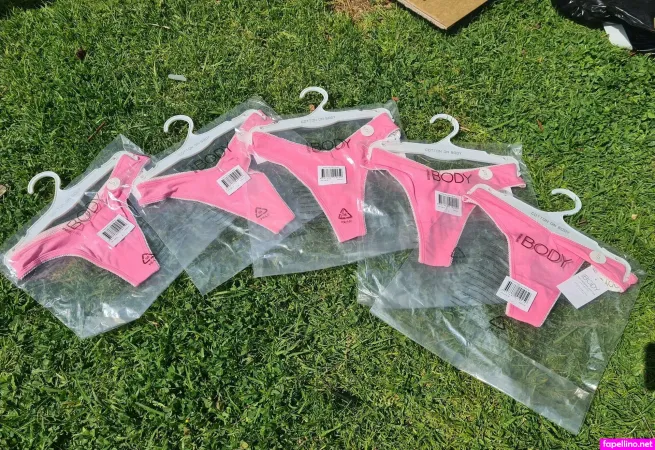 Crazy White Female OnlyFans Thumbnail #HFpRhyYDtE