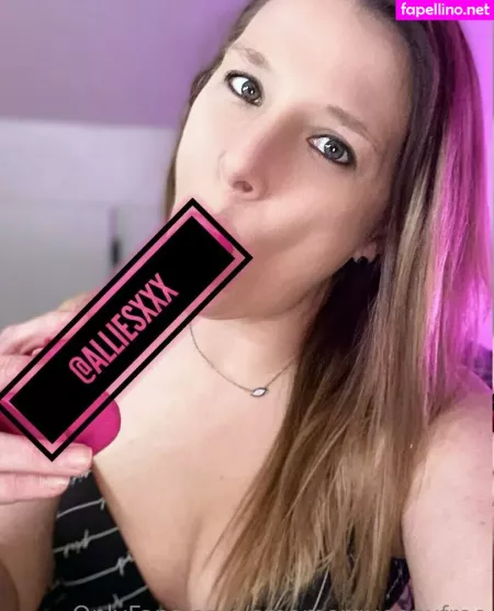 Creamerqueenxfree OnlyFans Thumbnail #lrxHSmmtbE