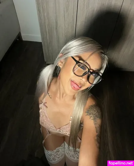 Creamycoconutxxx OnlyFans Thumbnail #5HjxDyNg1n