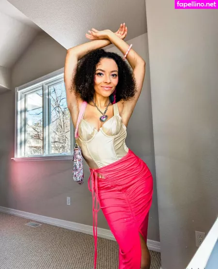 Createwithkira OnlyFans Thumbnail #UCvb0mxmUF