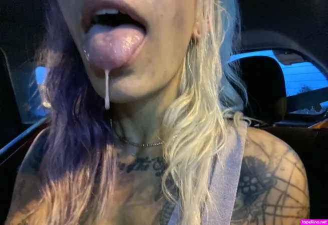 Creepypeachesx OnlyFans Thumbnail #2tAMy22e8v