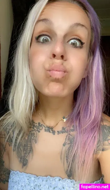 Creepypeachesx OnlyFans Thumbnail #HzgUtdO52r