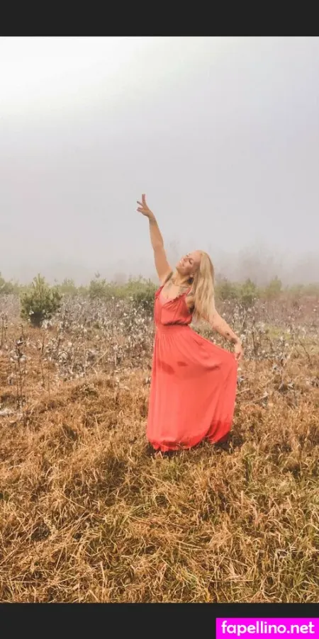 Creepypeachesx OnlyFans Thumbnail #hnWELYxsVu