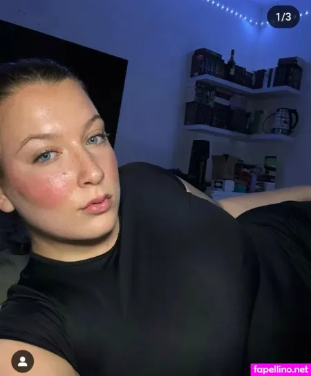 Cremebruellee OnlyFans Thumbnail #gSS1BlQ0nI