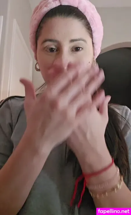 Cremilind Saraith OnlyFans Thumbnail #20LX6RqCNb