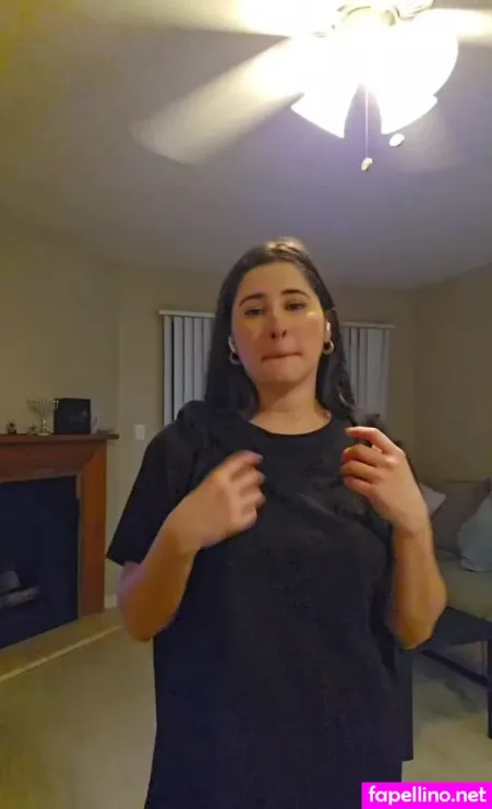 Cremilind Saraith OnlyFans Thumbnail #VHKhZlNJFh