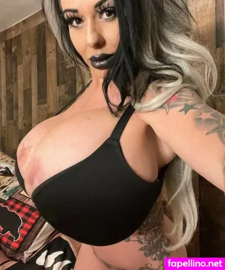 Criminal Mom OnlyFans Thumbnail #PPfSrvTNx2