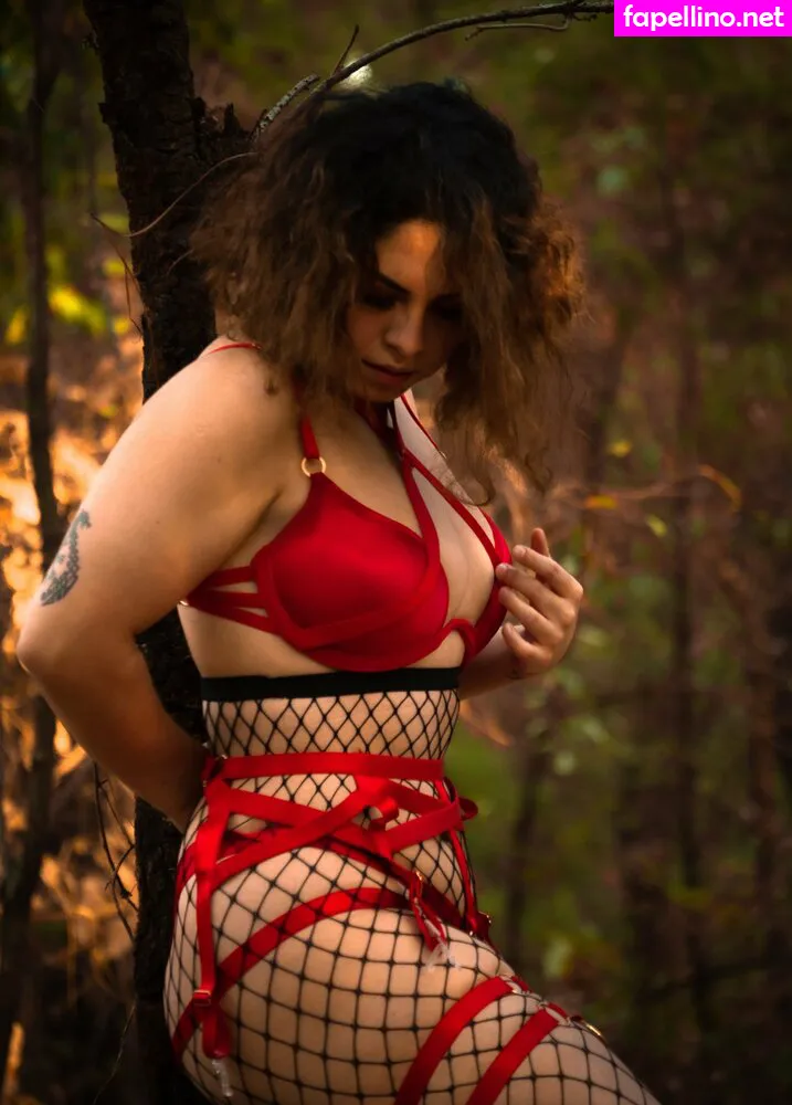 crimson.ghoul.101, crimson_ghoul Nude Leaked OnlyFans Photo #USQketODF1