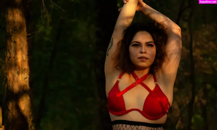 Crimson Ghoul OnlyFans Thumbnail #XTv280ufXH