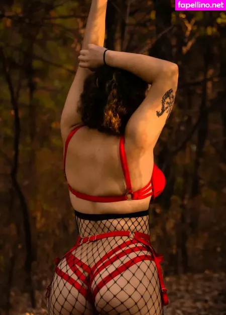 Crimson Ghoul OnlyFans Thumbnail #jnwJGuj9Mg