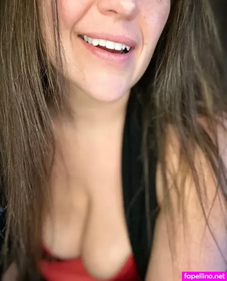 Crimsonmusewildfrisson OnlyFans Thumbnail #0l2qykru8m