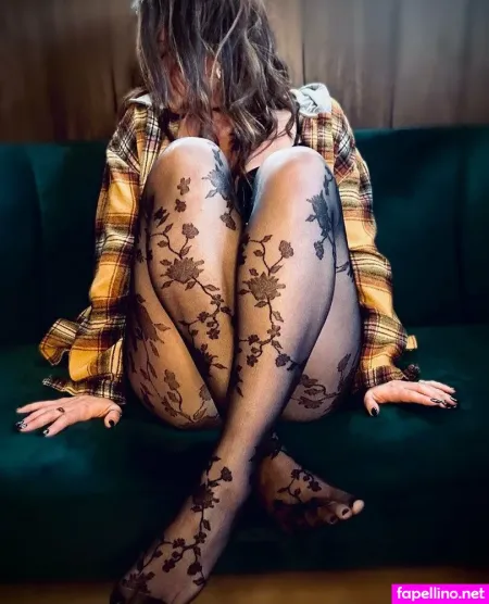 Crimsonmusewildfrisson OnlyFans Thumbnail #ApzW9upj6A