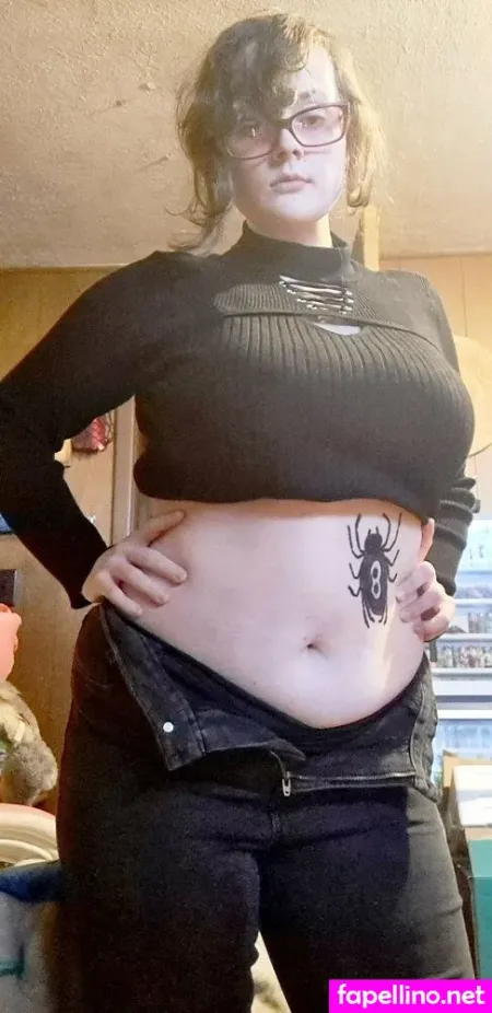 Crimsonsfreepage OnlyFans Thumbnail #CTgm69bUeK