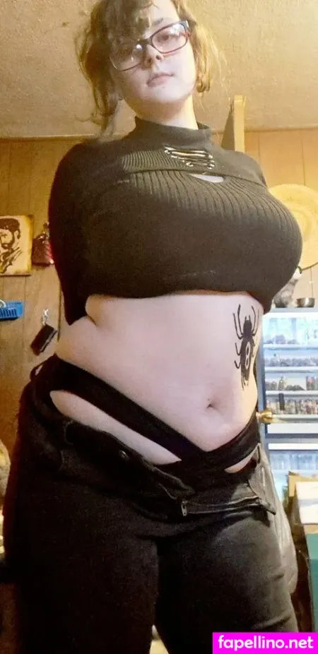 Crimsonsfreepage OnlyFans Thumbnail #XKNv8WOqOV