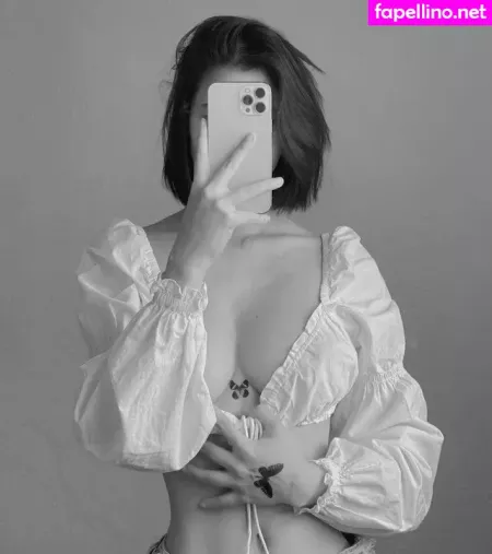 Criselda Alvarez OnlyFans Thumbnail #DLTReMJoTj