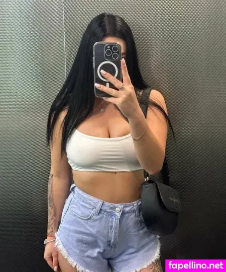 Crissbrunettevip OnlyFans Thumbnail #YqvXkI9dk7