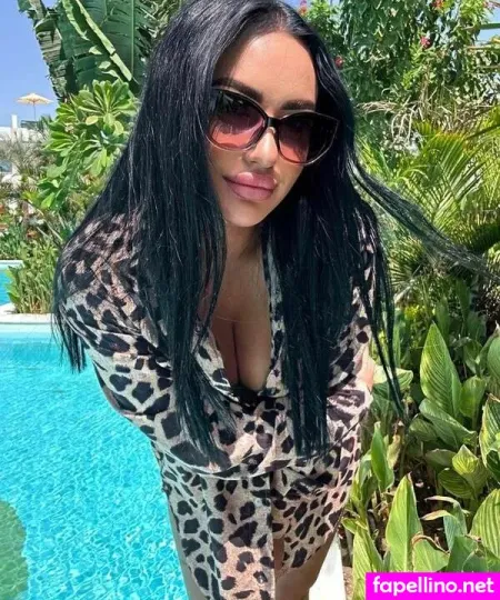 Crissbrunettevip OnlyFans Thumbnail #tKzi1w8425