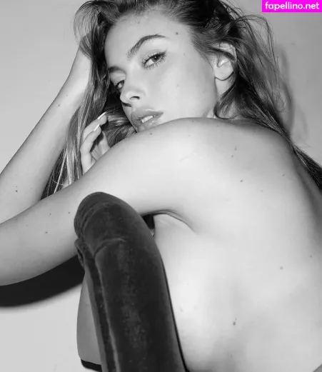 Cristal Nannoni OnlyFans Thumbnail #QnDXm5Enzm