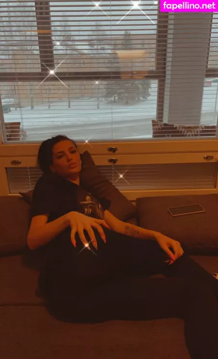 Cristall69 OnlyFans Thumbnail #EYYEjOWJNf