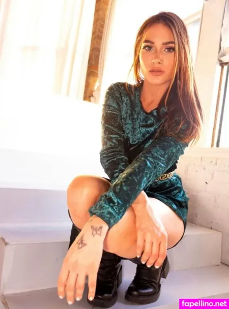 Cristasworld OnlyFans Thumbnail #KruC5kiyTq