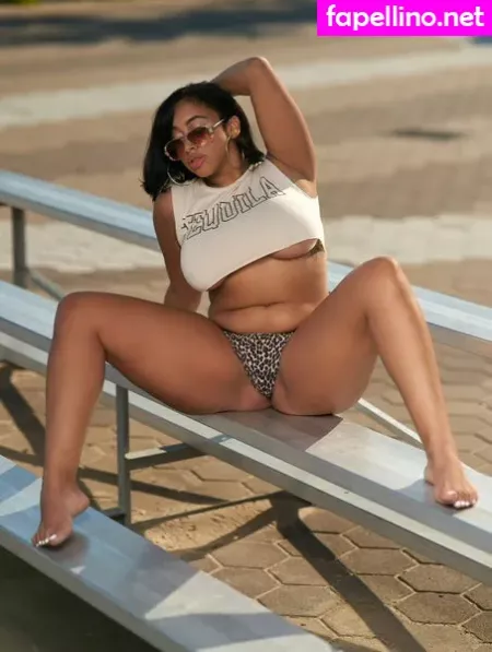 Cristina Celii OnlyFans Thumbnail #7KU26sjR19