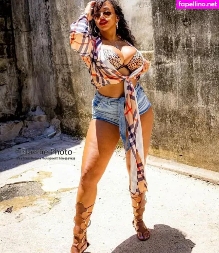 Cristina Celii OnlyFans Thumbnail #Sq89Q2wfM2