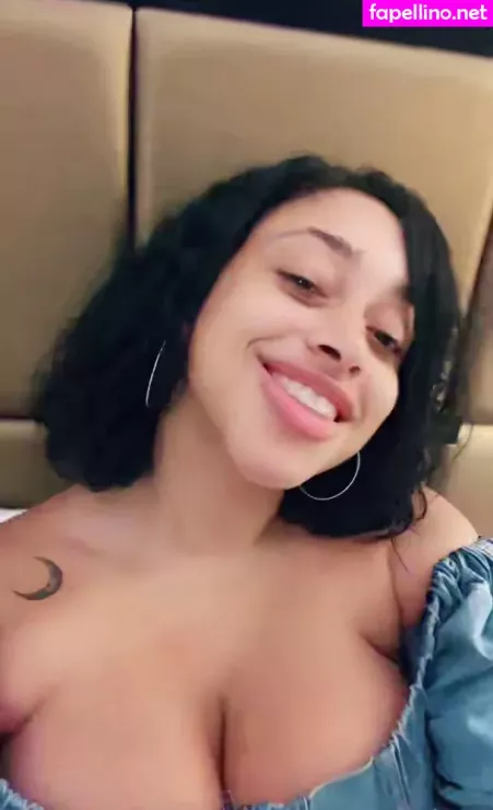 Cristina Celii OnlyFans Thumbnail #T87huF88yD