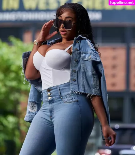 Cristina Celii OnlyFans Thumbnail #pcihUdMaQC