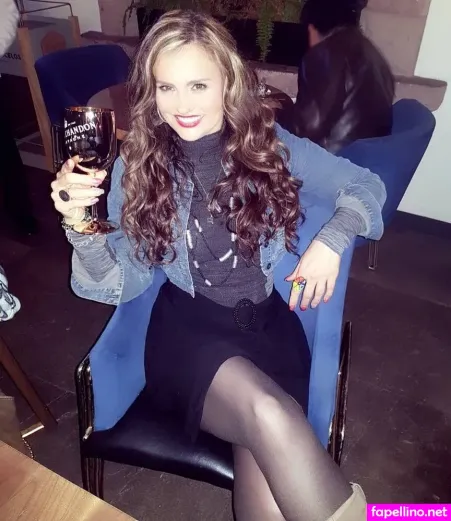 Cristina Geith OnlyFans Thumbnail #c3lWMKwSli