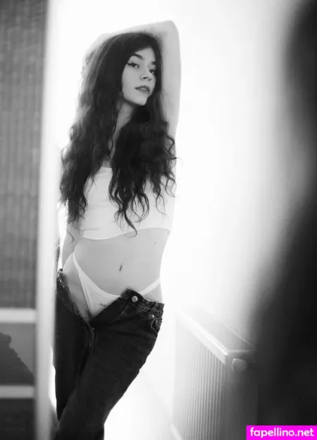 Cristina Moore OnlyFans Thumbnail #yYcASZ3xDE