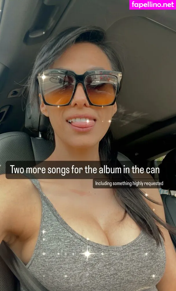 Vee, cristinavox Nude Leaked OnlyFans Photo #XiKCRl9N37
