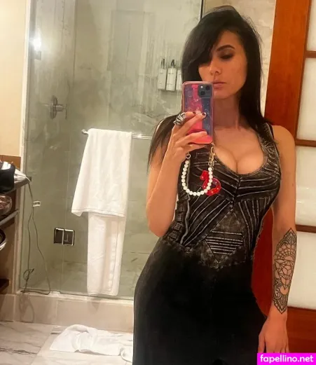 Cristina Vee Valenzuela OnlyFans Thumbnail #6WuMHZw2Fk