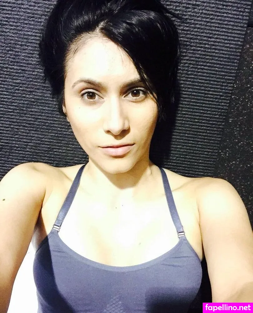 CristinaVee, cristinavox Nude Leaked OnlyFans Photo #opRcpWmGyA