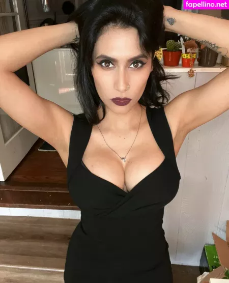 Cristina Vee OnlyFans Thumbnail #Yucjt0bEEY