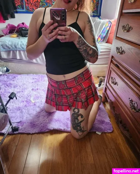 Cristykat69 OnlyFans Thumbnail #CFAKBIsX90