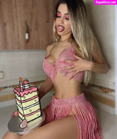 Crisvqueenvip OnlyFans Thumbnail #QonjxnAaV5