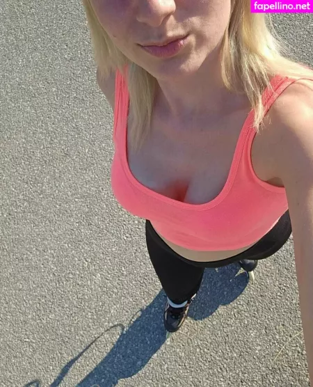 Croatianbarbiegirl1997 OnlyFans Thumbnail #fwqeTxrosu