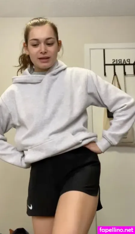 Croissantwoman OnlyFans Thumbnail #IjMdv45AhZ