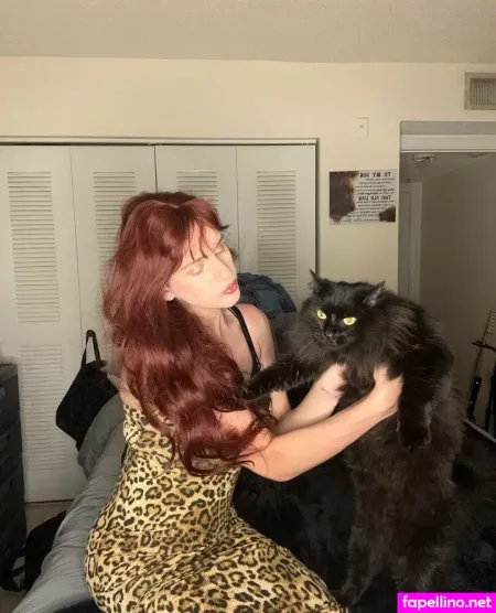 Crossdresser Cutie OnlyFans Thumbnail #3QaTMO6xU7