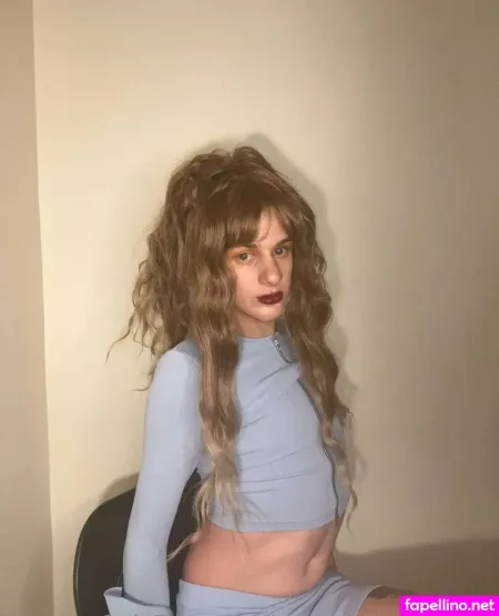 Crossdresser Cutie OnlyFans Thumbnail #g6csUkQiHT